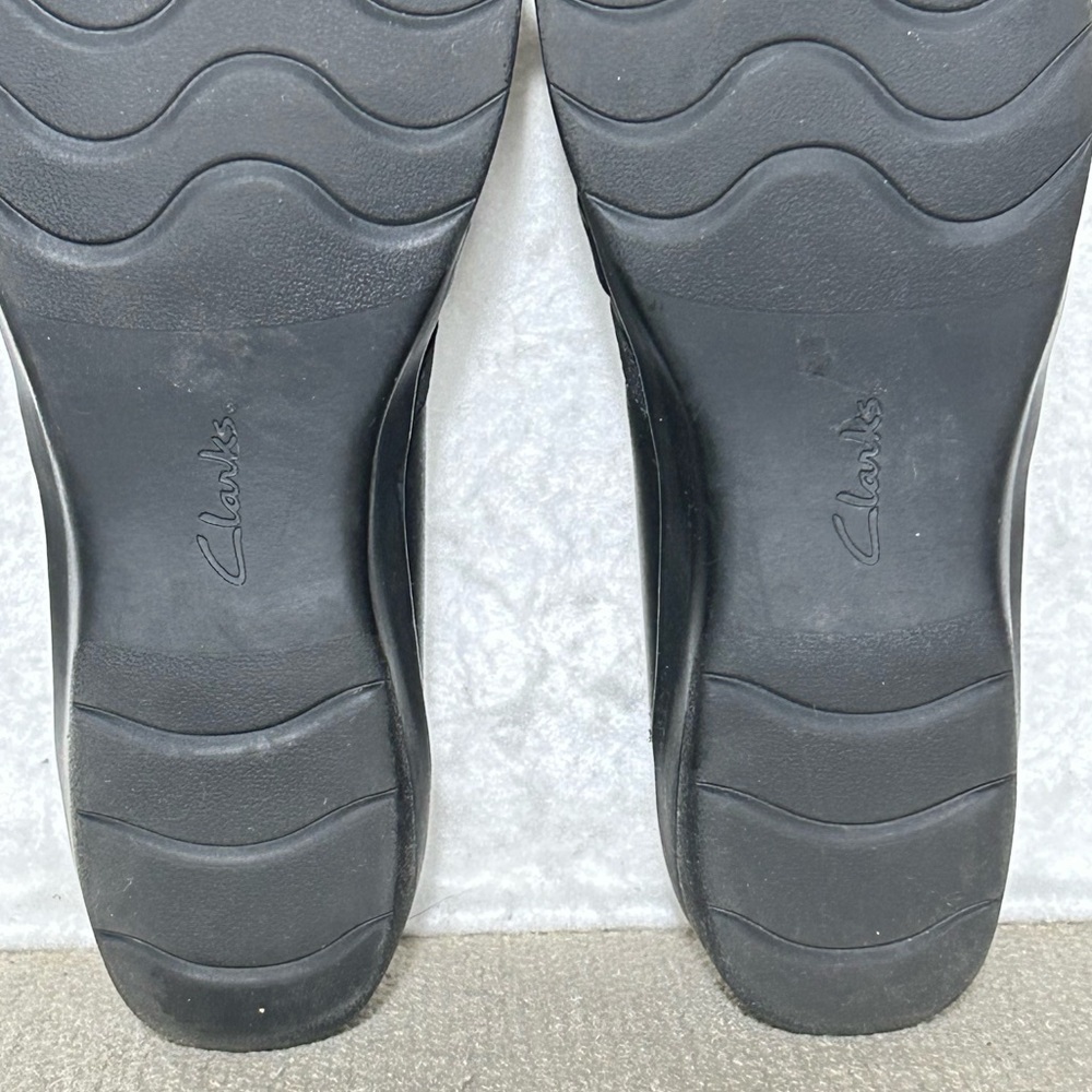 Clarks Womens Black Cheyn Creek Leather Slip On Strap Loafer Shoes SZ 8.5 WIDE - Picture 10 of 11